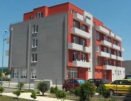 Hotell Seasons 2 *
